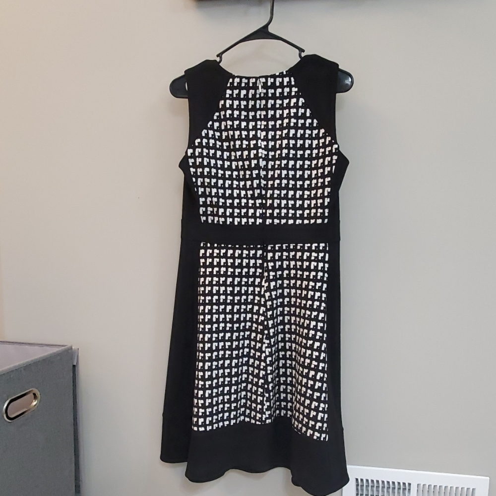 DKNY Dress - Picture 2 of 3